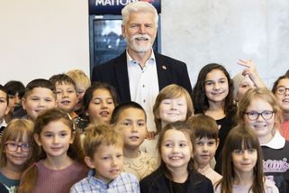 Prezident v debatě se studenty ostře kritizoval program Babišovy vlády - Seznam Zprávy